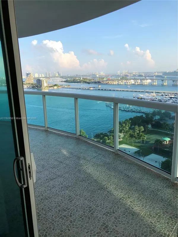 1800 N Bayshore Dr #1901, Miami, FL 33132