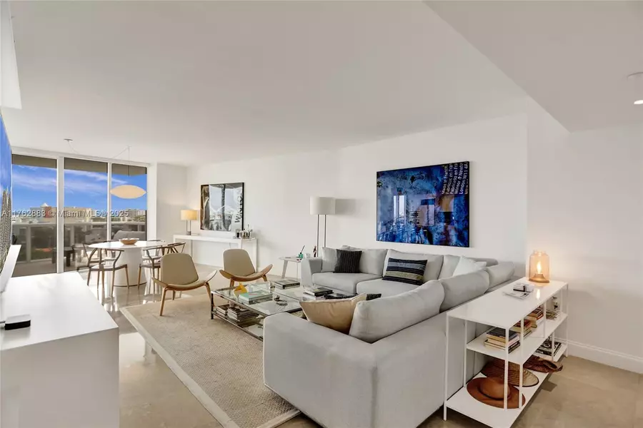 400 Alton Rd #911, Miami Beach, FL 33139