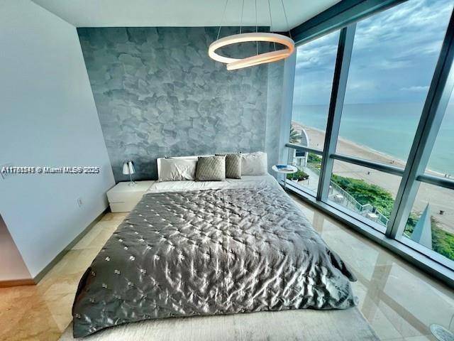 Sunny Isles Beach, FL 33160,17121 Collins Ave #1003