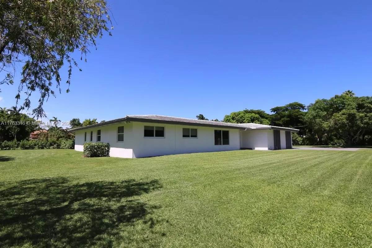 Pinecrest, FL 33156,6695 SW 96th St