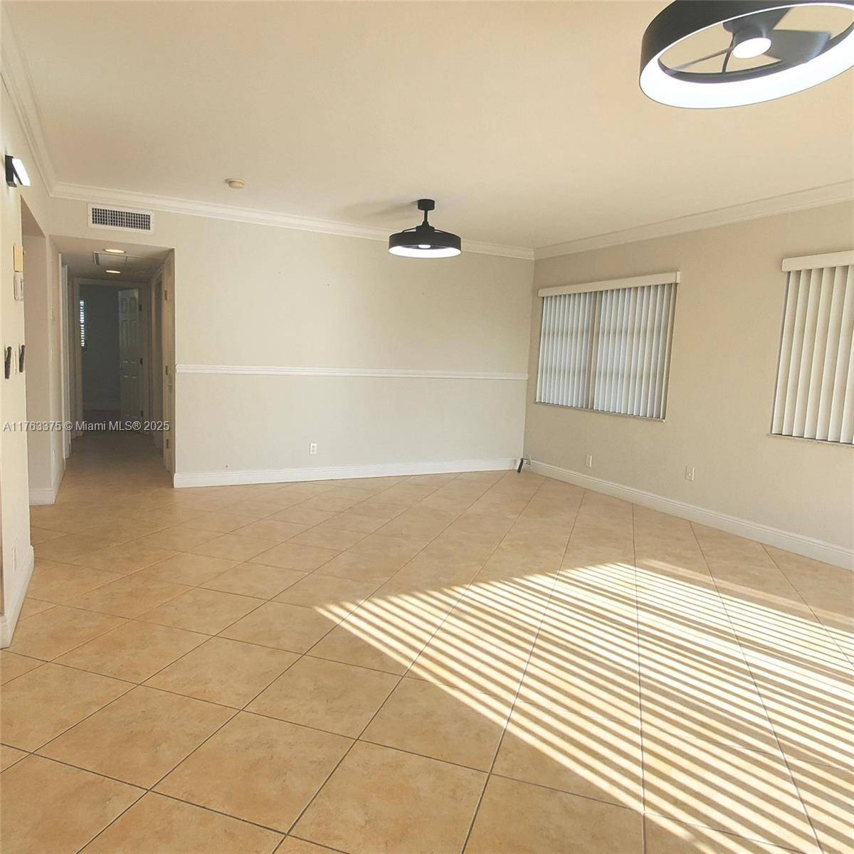 Hallandale Beach, FL 33009,1450 Atlantic Shores Blvd #301