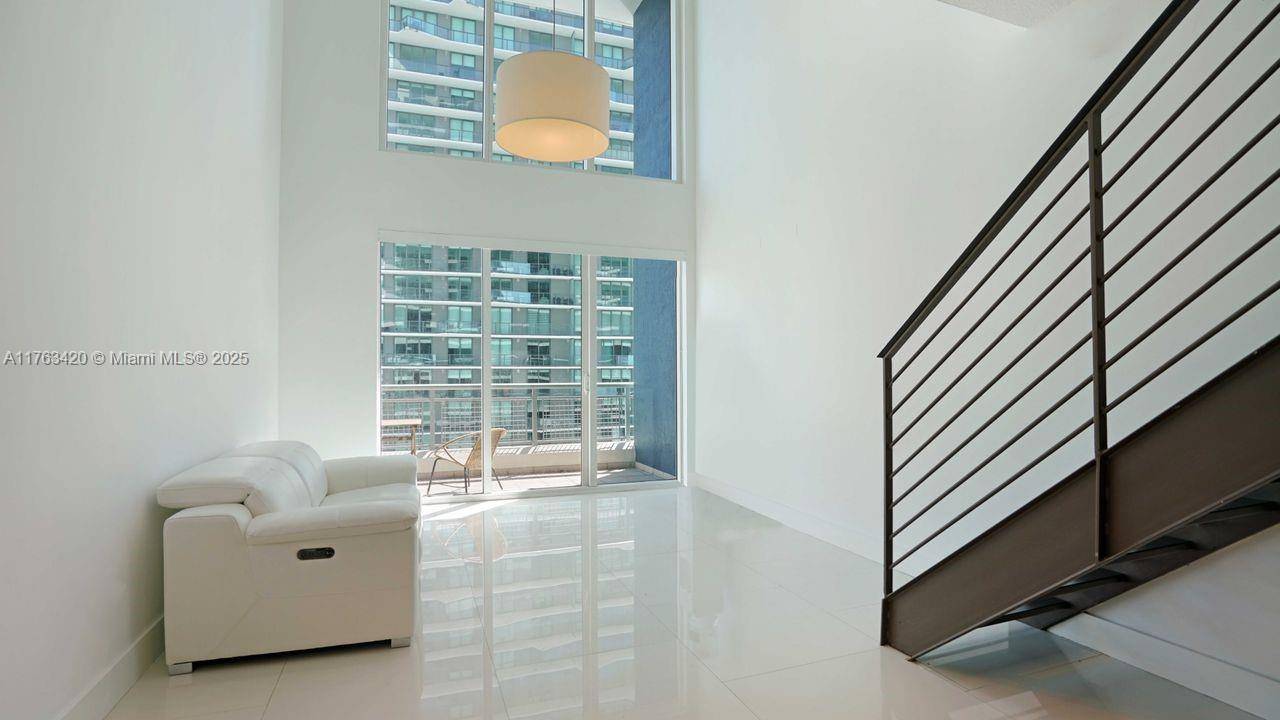 60 SW 13th St #3820, Miami, FL 33130