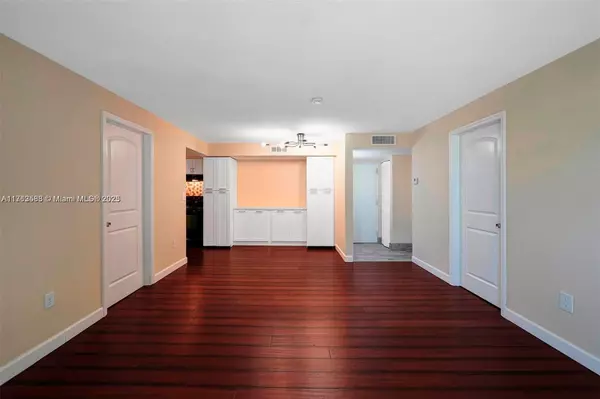 Miami, FL 33125,1720 NW N River Dr #411