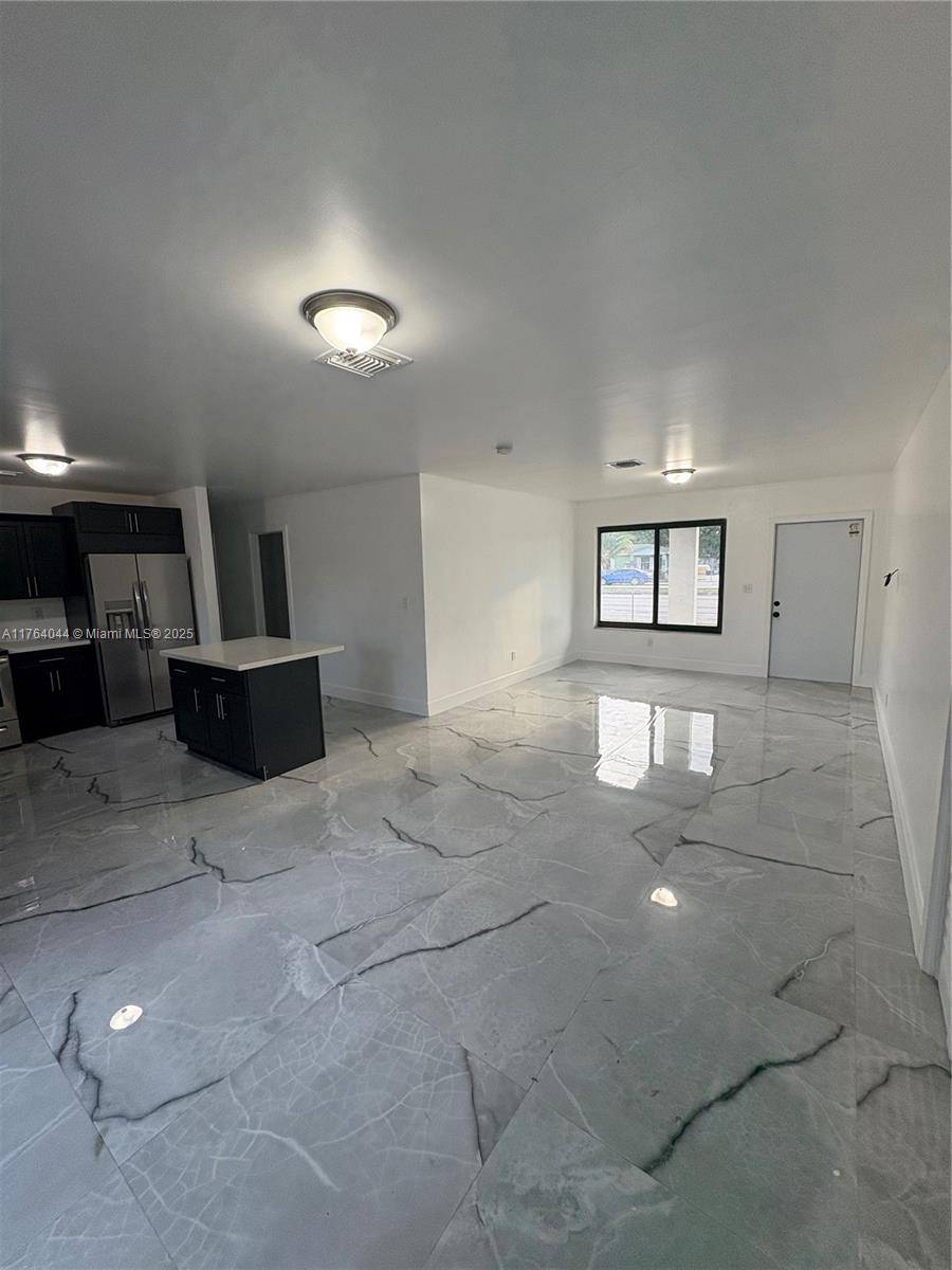 Miami, FL 33167,12901 NW 22nd Ave #12901