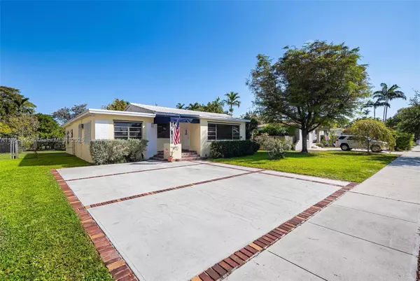 1051 Oriole Ave, Miami Springs, FL 33166