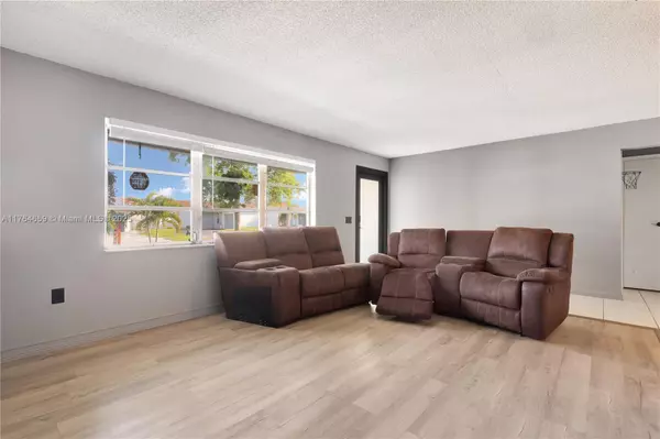 Sunrise, FL 33322,9550 NW 26th Pl