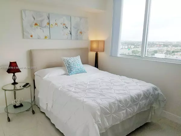 Miami, FL 33125,1871 NW S River Dr #1205