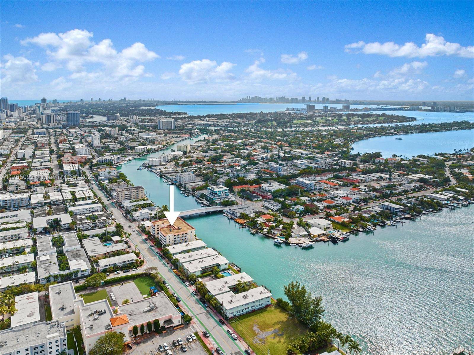 Miami Beach, FL 33141,8530 Byron Ave #502