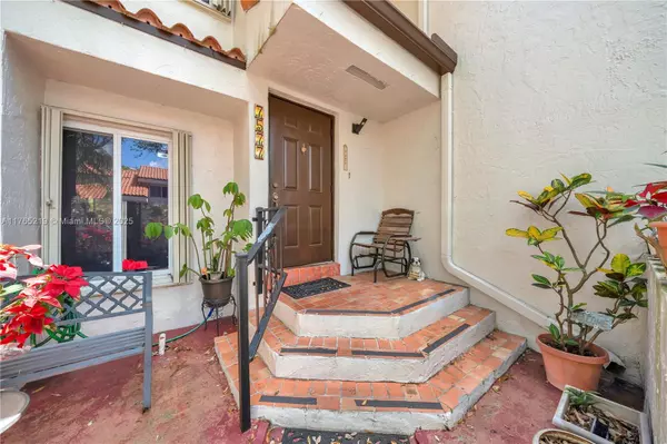 Miami, FL 33173,7577 SW 109th Pl
