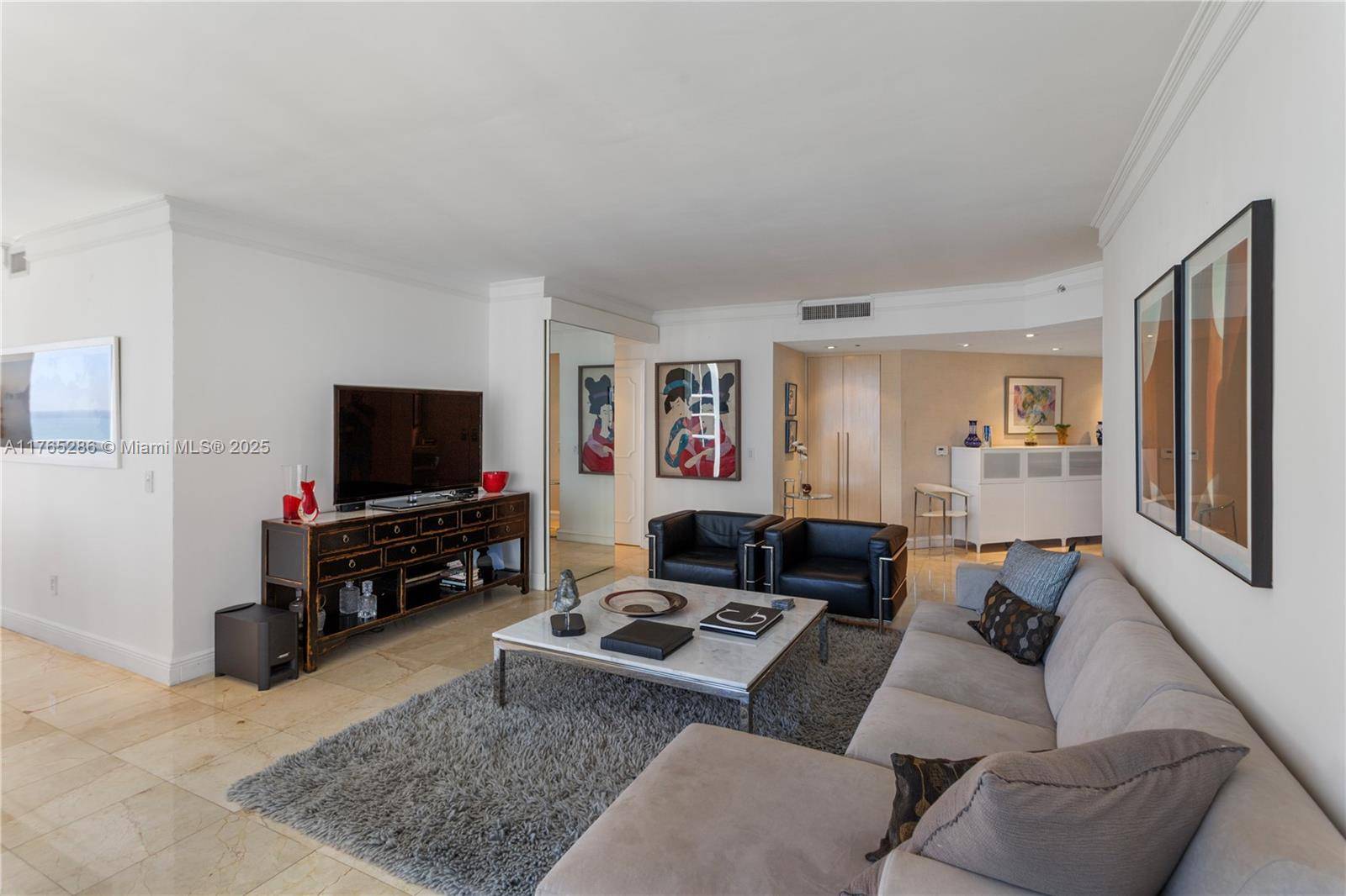 Miami Beach, FL 33140,4775 Collins Ave #2101