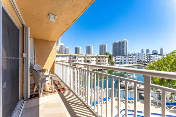 North Miami Beach, FL 33160,17051 NE 35th Ave #206