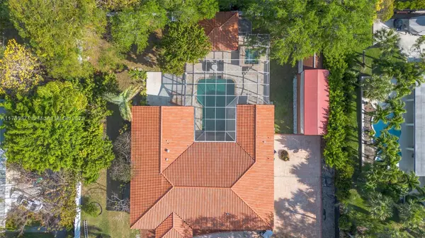 Palmetto Bay, FL 33157,6961 SW 152nd St