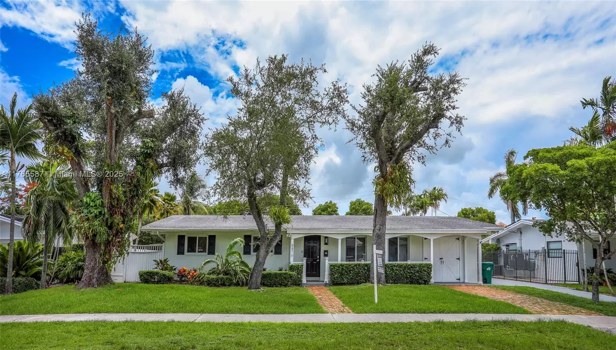 Miami, FL 33173,8870 SW 86th St