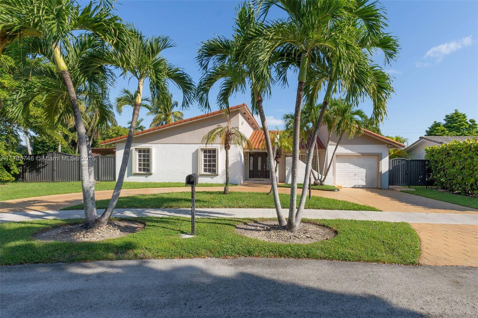 Miami, FL 33165,10741 SW 29th St