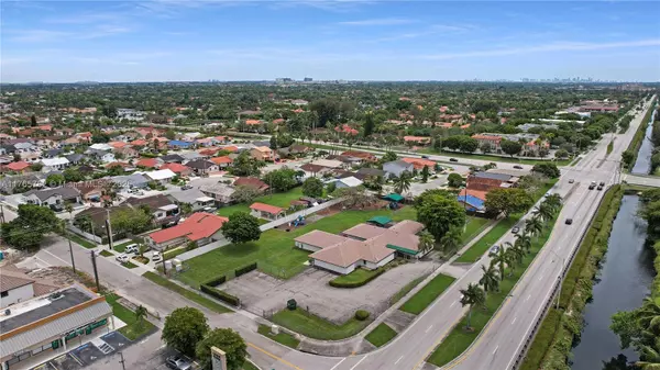 Miami, FL 33175,132 AVE SW BIRD RD