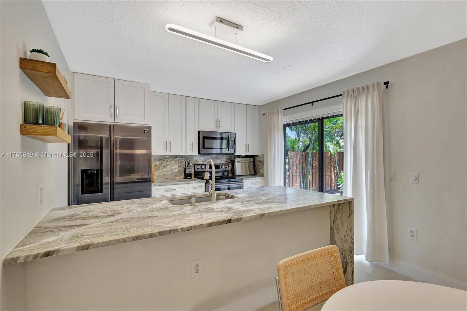 206 Charter Way #206, West Palm Beach, FL 33407