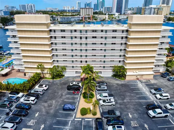 Hallandale Beach, FL 33009,410 Golden Isles Dr #603