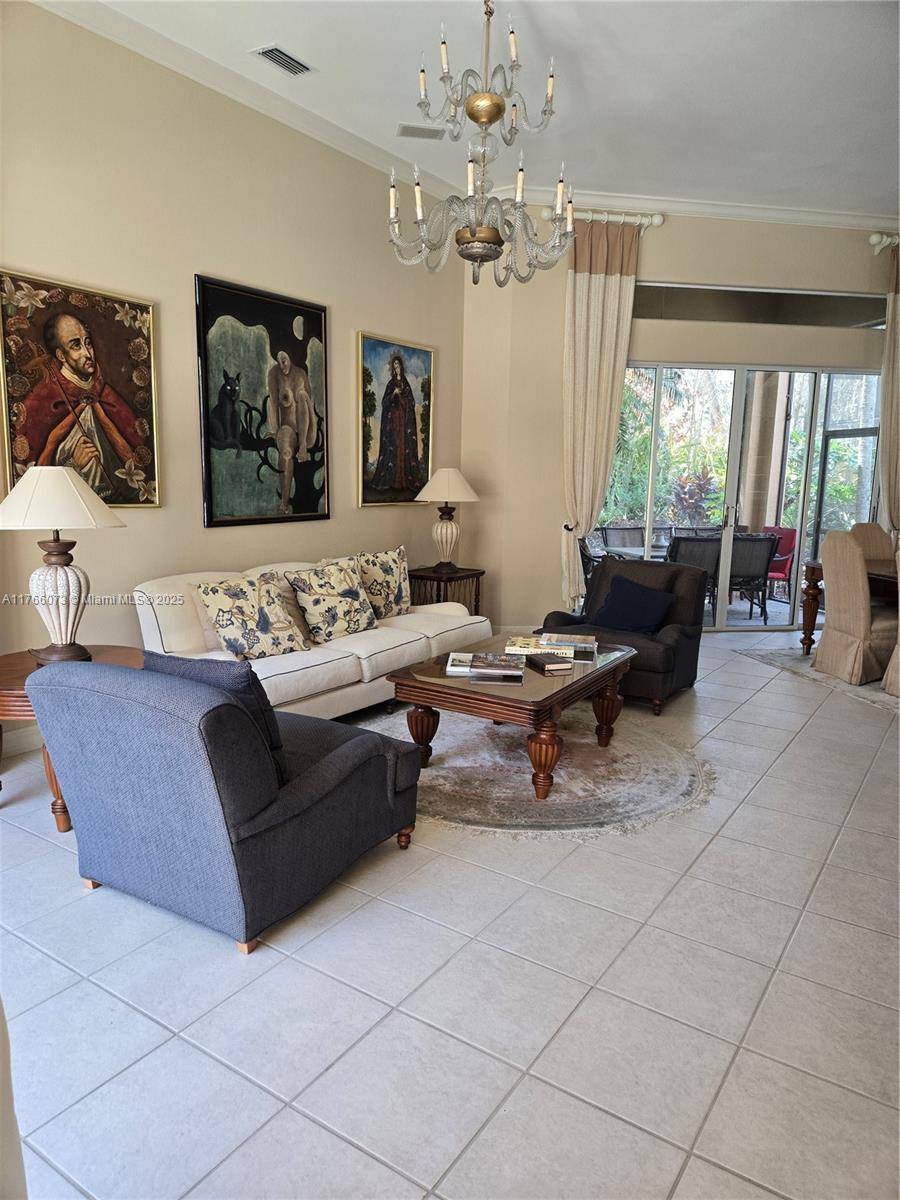 Naples, FL 34105,4208 Kensington High Street