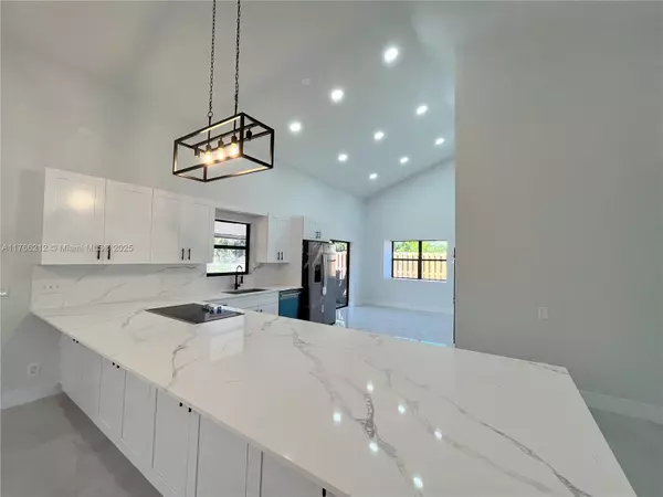 Wellington, FL 33414,1182 Raintree Ln