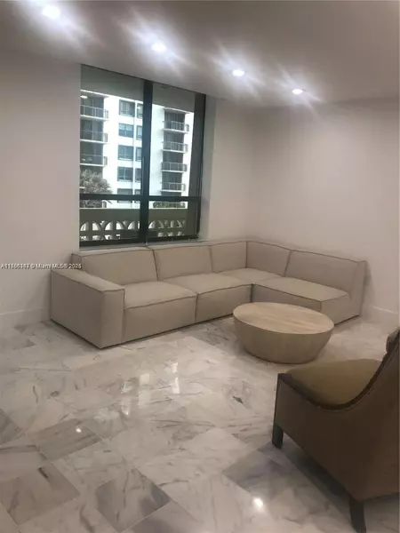 10185 Collins Ave #516, Bal Harbour, FL 33154