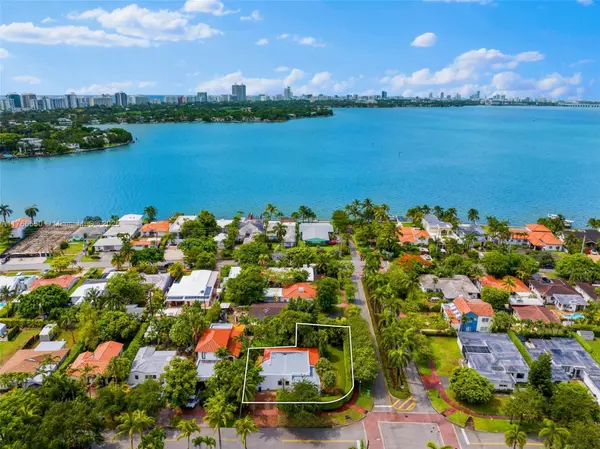 Miami Beach, FL 33141,1656 Biarritz Dr
