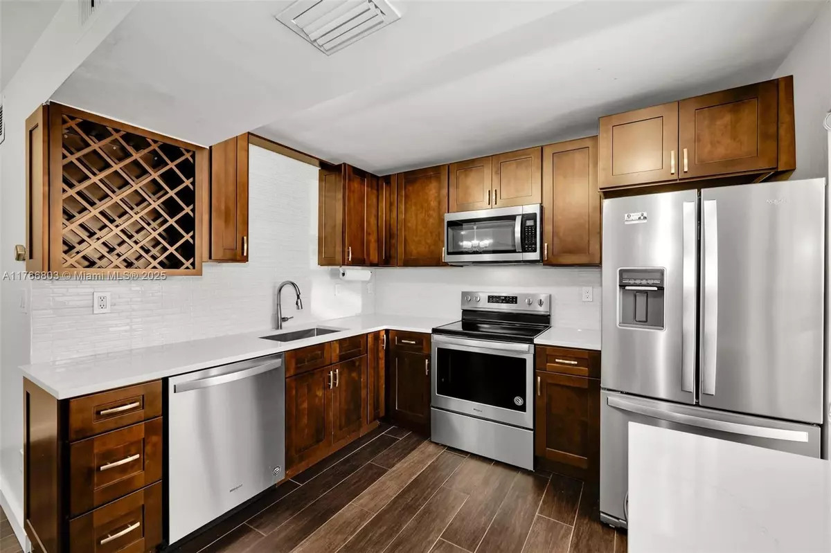 Pembroke Pines, FL 33026,1194 N Hiatus Rd #1194
