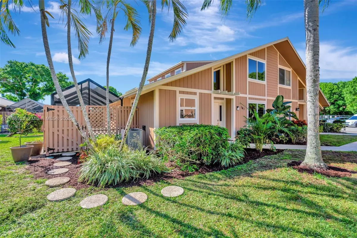 Jupiter, FL 33458,141 Maplecrest Cir