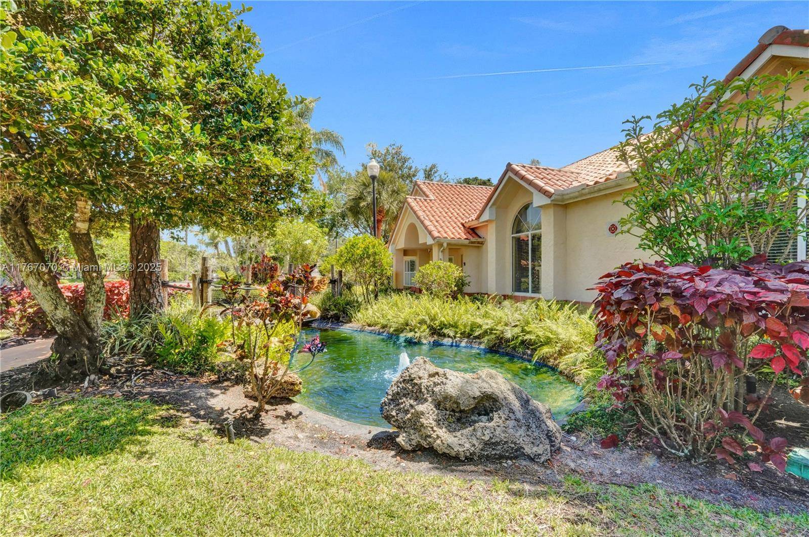 Margate, FL 33063,3460 N Pinewalk Dr N #321