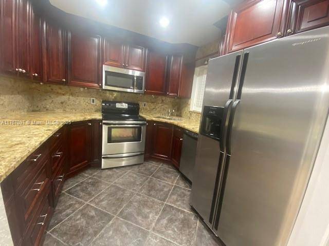 Coconut Creek, FL 33063,3933 Cocoplum Cir #3518