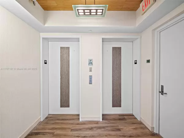 Fort Lauderdale, FL 33301,333 Las Olas Way #1909
