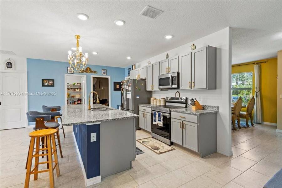 8865 100th Ct, Vero Beach, FL 32967