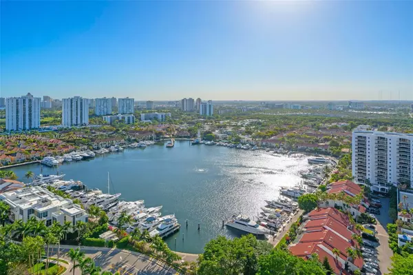 Aventura, FL 33180,21205 Yacht Club Dr #2605