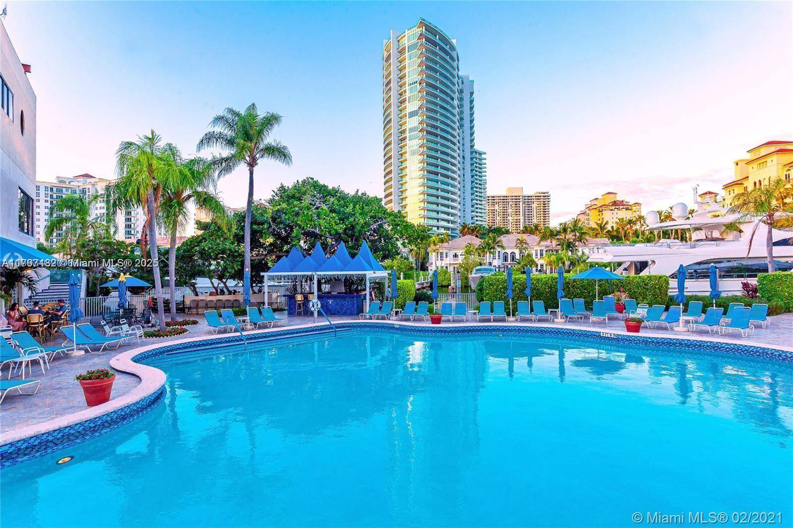 Aventura, FL 33180,19707 E Turnberry Way #23F