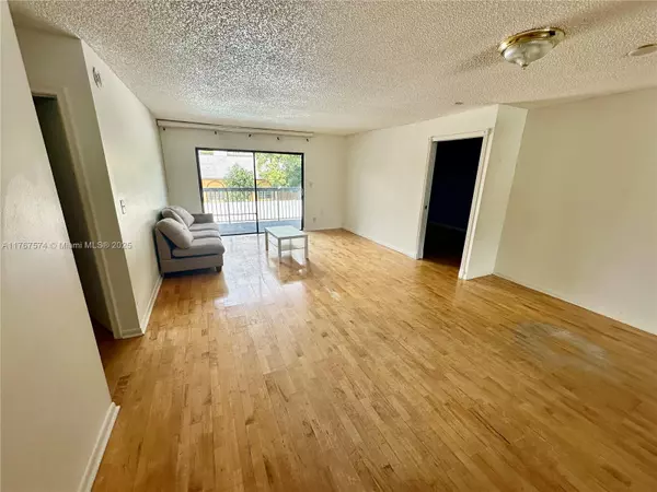 Hallandale Beach, FL 33009,1301 NE 7th St #214