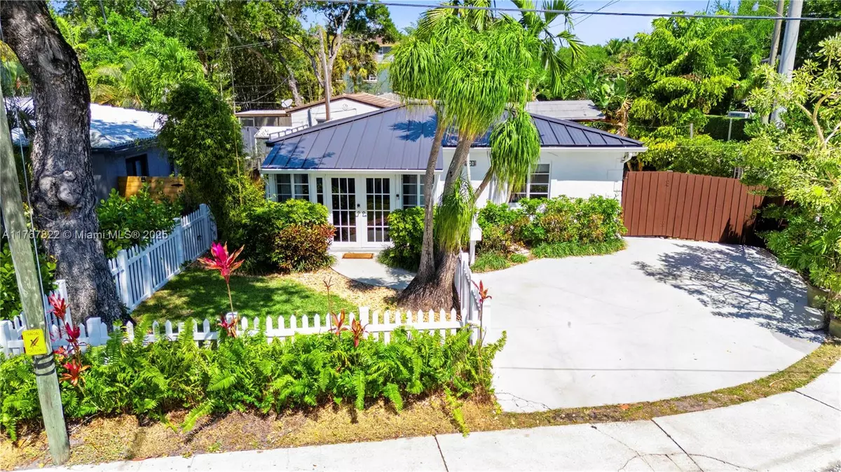 Fort Lauderdale, FL 33315,901 SW 9th St