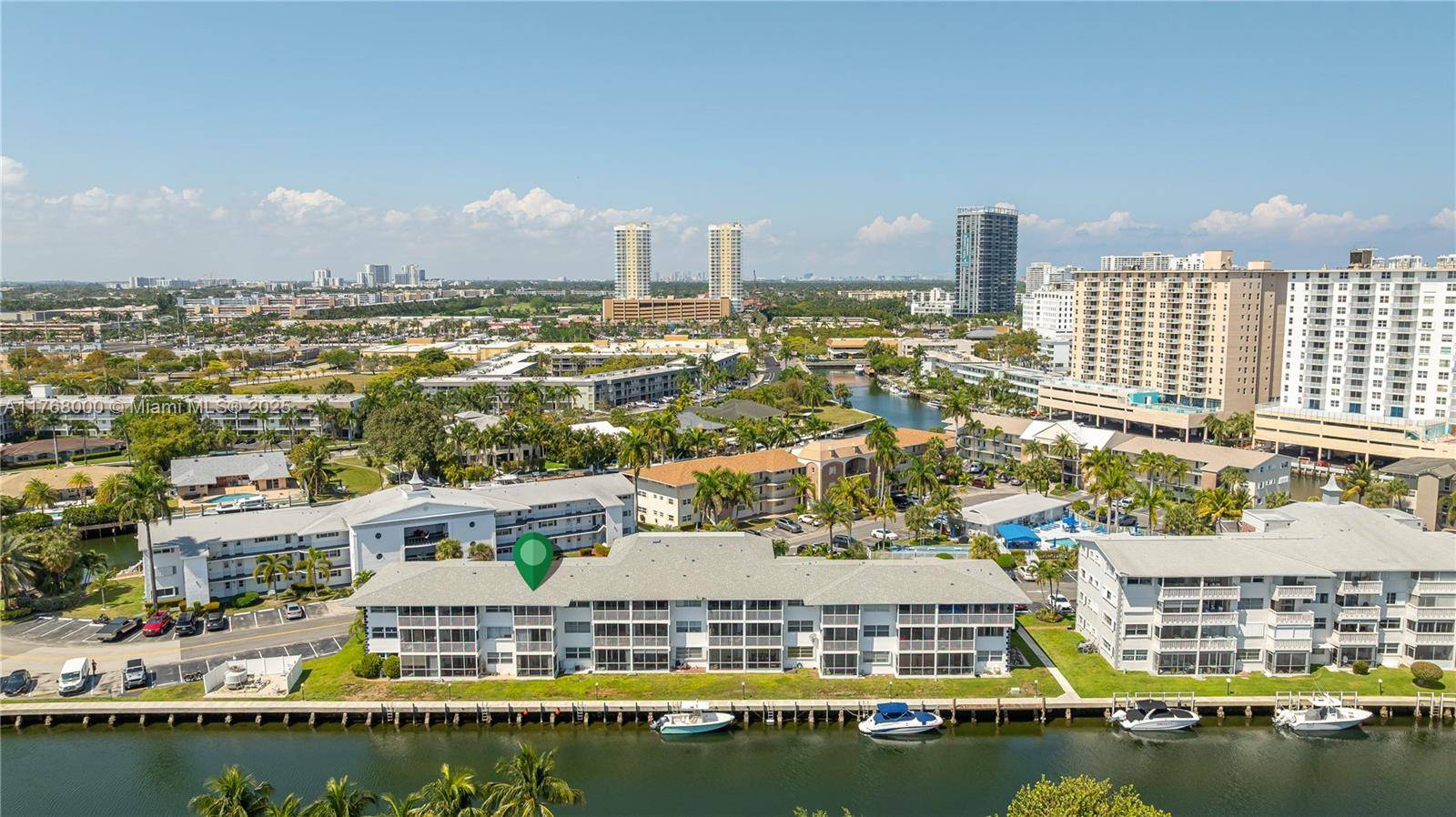 Hallandale Beach, FL 33009,465 Paradise Isle Blvd #308
