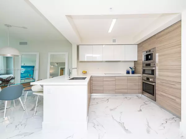 Sunny Isles Beach, FL 33160,300 Sunny Isles Blvd #5-1605