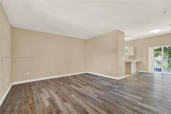 Homestead, FL 33033,374 NE 27th Ave #203