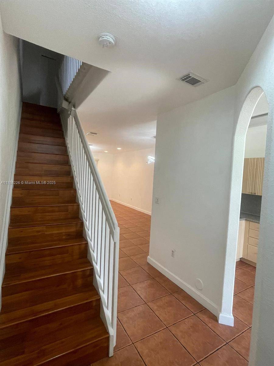 Doral, FL 33178,5450 NW 107th Ave #705