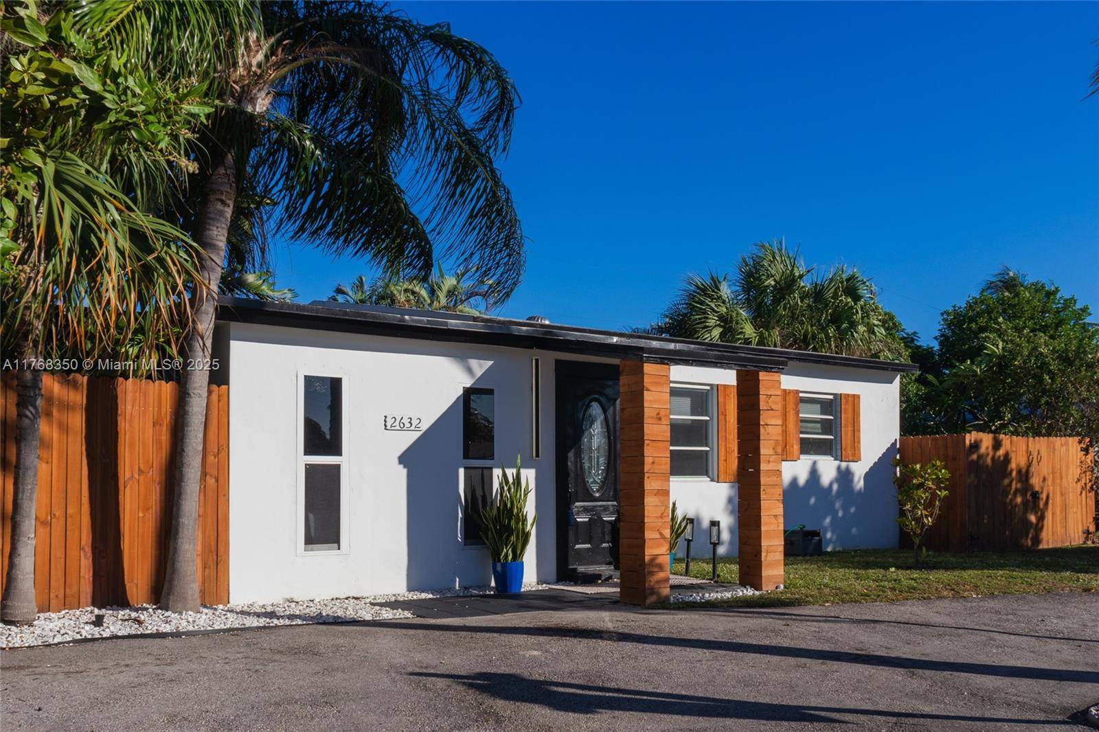 Pompano Beach, FL 33064,2632 NE 15th Ave