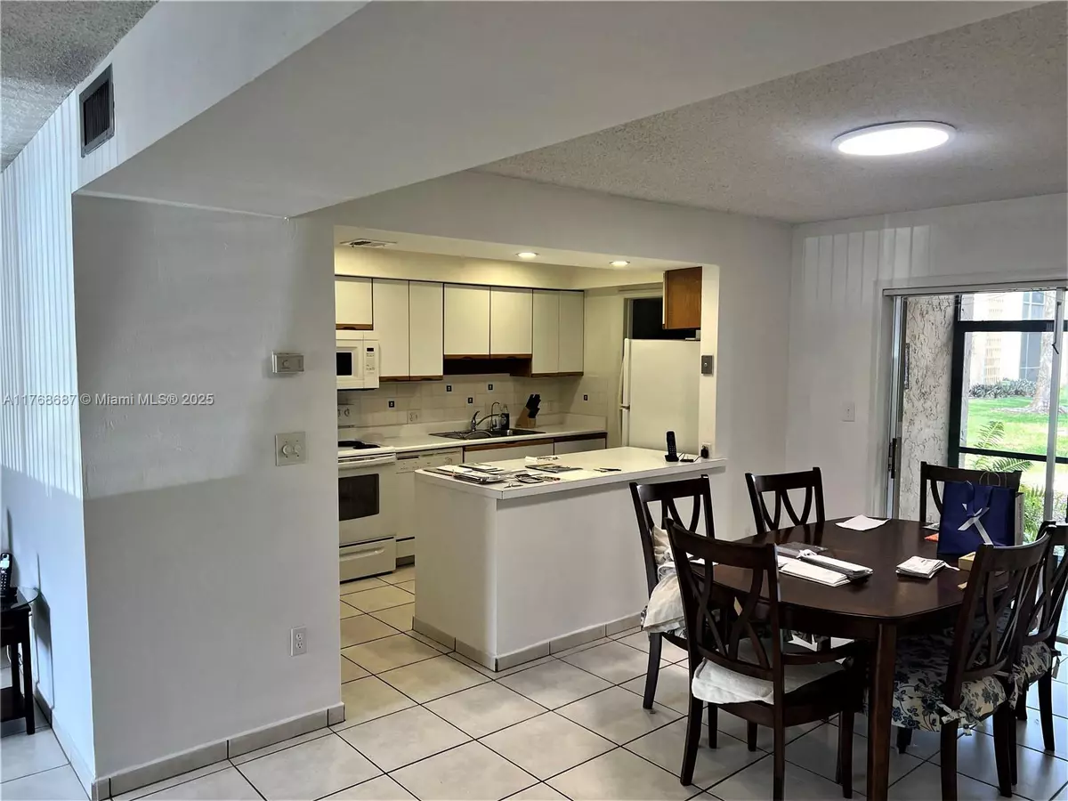 Miami, FL 33173,8401 SW 107th Ave #121E