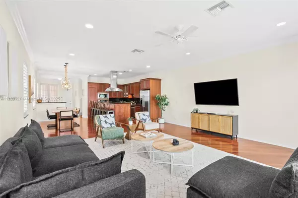 Fort Lauderdale, FL 33315,419 SW 5th St #419