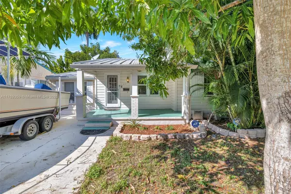 Fort Lauderdale, FL 33316,217 SE 10th St