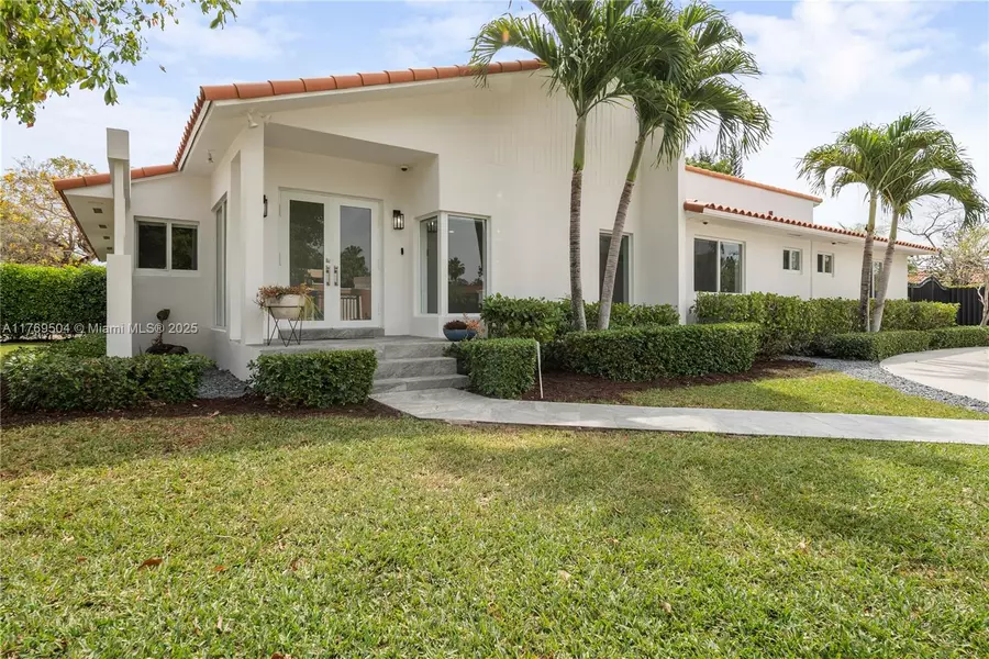 6881 SW 94th Ave, Miami, FL 33173