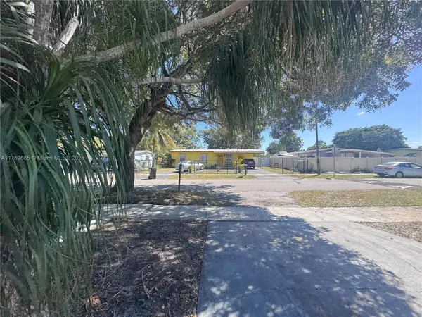 Fort Lauderdale, FL 33311,1107 NW 14th St