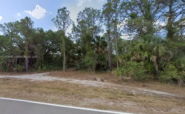 Port Charlotte, FL 33948,17467 Shirley Ave