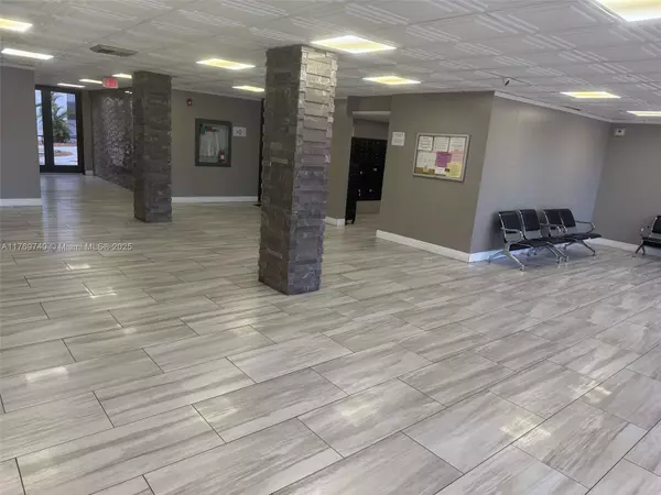 Miami, FL 33169,15600 NW 7th Ave #311