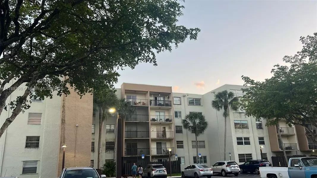 14250 SW 62nd St #517, Miami, FL 33183