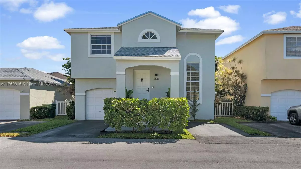 Pembroke Pines, FL 33026,12013 NW 13th St