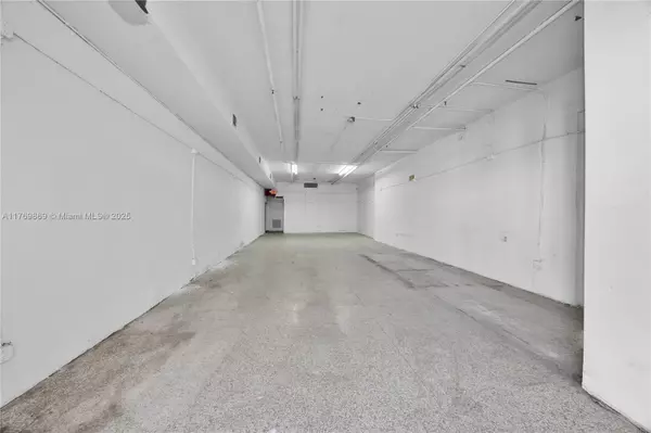 Miami Beach, FL 33139,1435 Collins Ave